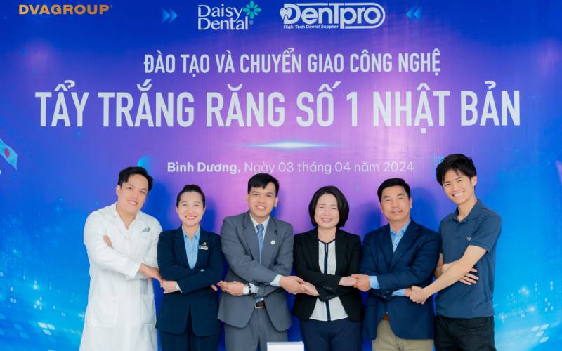 https://dvagroup.vn/wp-content/uploads/2024/04/nha-khoa-daisy-tiep-nhan-cong-nghe-tay-trang-rang-so-1-nhat-ban-dva-group-7.jpg