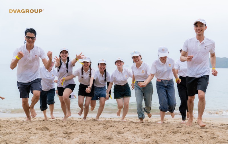 team building Nha khoa Quốc tế DAISY