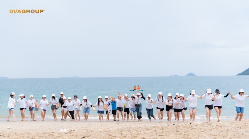 team building Nha khoa Quốc tế DAISY