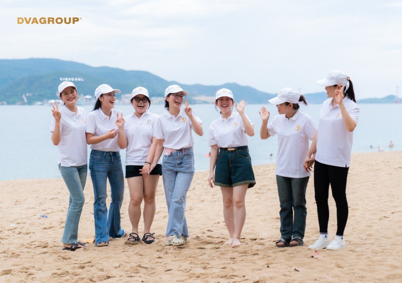 team building Nha khoa Quốc tế DAISY