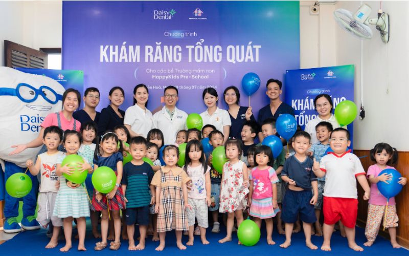 https://dvagroup.vn/wp-content/uploads/2024/07/kham-rang-mam-non-happykids-thumb.jpg