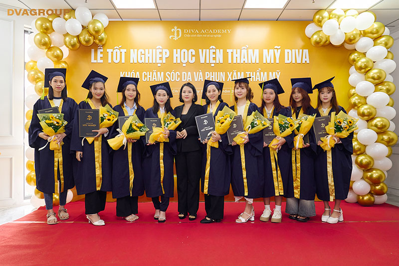 https://dvagroup.vn/wp-content/uploads/2024/10/hoc-vien-tham-my-diva-1.jpg